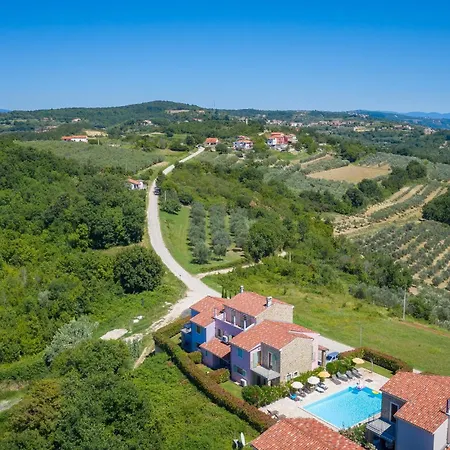 Holiday home 3 Bedroom Lovely In Baredine Donje Baredine