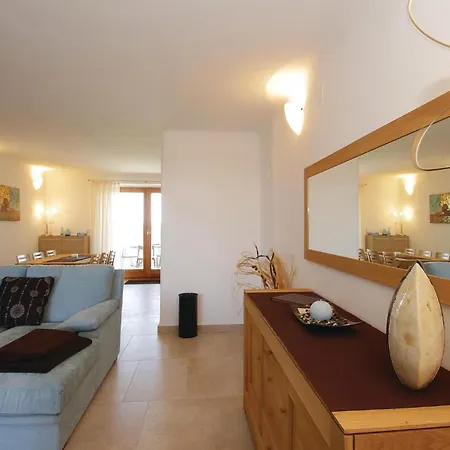3 Bedroom Lovely In Baredine *